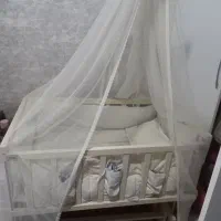 گهواره کودک و نوزاد کاملا سالم چوبی با دوام