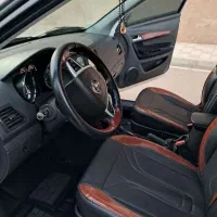 دنا پلاس اتوماتیک توربو 1402سفید کم کارکرد|خودرو سواری و وانت|قم, پردیسان|دیوار