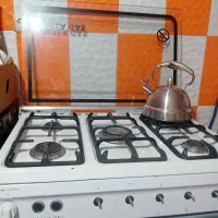 گاز سفید دو درب سالم وتمیز