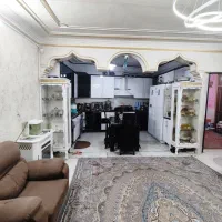 فروش ویلایی ۱۳۰ متری خیابان میرزا شیرازی