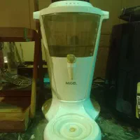 سماوربرقی سفید درحد نو