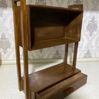 استند چوبی