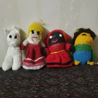 ۴عدد عروسک کار دست|اسباب‌‌بازی|فولادشهر, B5|دیوار