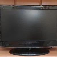 تلویزیون LCD سامسونگ تمیز و سالم