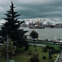 مسافر خانه مهمانسرا ساحل رشت منطقه آزاد با پارکینگ