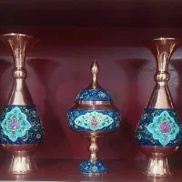تعدادی گلدان مس و پرداز