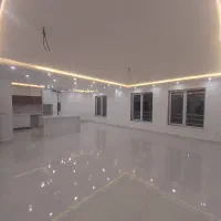 فروش آپارتمان  ۱۳۰ متری کلید نخورده  تک واحدی