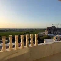 اپارتمان ۱۹۰متری / تک واحدی / مجتمع آوان ۳