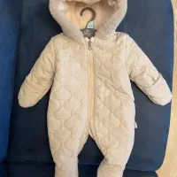 سرهمی کلاهدار کاپشنی داخل خز سایز ۰ تا ۳ماه دانانو