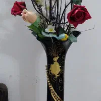 گل و گلدان شیشه ای