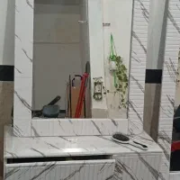 صندلی اصلاح .آینه کنسول|آرایشگاه و سالنهای زیبایی|ماهیدشت, |دیوار