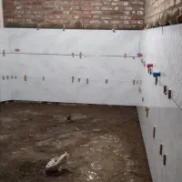 شاگرد کاشی کار