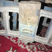 ترازو قدیمی