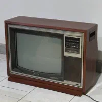تلویزیون قدیمی کلکسیونی