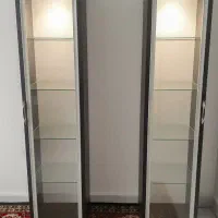 ویترین شیشه ای تمیز وسالم درحدنوفروش فوری