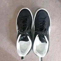 فروش کفش کتانی