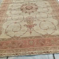 فرش دست دوم یک عدد شیش متری یک عددنه متری