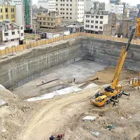 کارگر ساختمانی