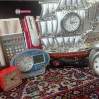 ساعت وشبخواب قدیمی