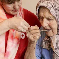 نیازمند پرستار سالمند در شهر بافت