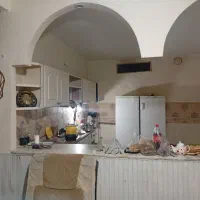 یک یا دو نفر همخانه جهت کمتر شدن هزینه ی اجاره