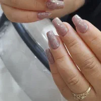 کاشت ناخن