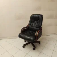 فروش میز تحریر چوبی ، صندلی گردان چرمی و پارچه ای|میز تحریر و کامپیوتر|تبریز, |دیوار