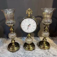 ساعت و شمعدان