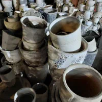 گلدان سفالی|گل و گیاه طبیعی|چهارباغ, |دیوار