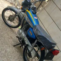 موتور سیکلت هندا ۱۲۵ پارکینگی واسه فروش فوریی