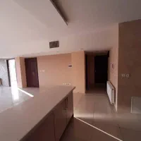 اپارتمان-140-متری-دو-خواب-طبقه-سوم-در-خیابان-سرو