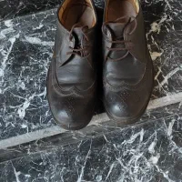 کفش درجه یک شماره 42|کیف، کفش، کمربند|شیراز, گل سرخ|دیوار