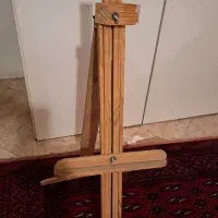 بوم و سه پایه نقاشی