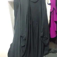 چادر  دانشجوی و  مقداری  لباس