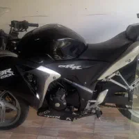 سی بی ار ۲۵۰ کاوازاکی هندا سوزوکی