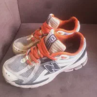 کتونی جردن امیری و بالنسیاگا خارجی|کیف، کفش، کمربند|ساری, |دیوار