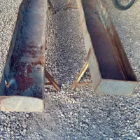 تخت و دو عدد ناو کوسفند درب حمام|تخت و سرویس خواب|سوری, |دیوار