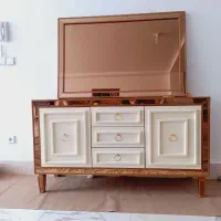 آینه و کنسول