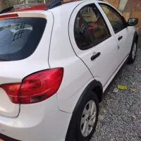 کوئیک سفید قرمزR بدون رنگ