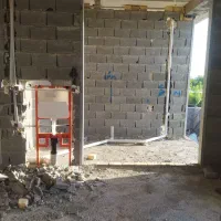 لوله کشی تاسیسات آب و فاضلاب ساختمان ویلا