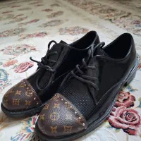 یک جفت کفش  مدل لویی ویتون