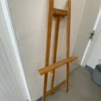 سه پایه نقاشی چوبی سالم در حد نو|لوازم التحریر|مشهد, دانشجو|دیوار