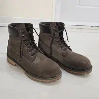 کفش بوت تیمبرلند، در حد نو سایز ۴۲