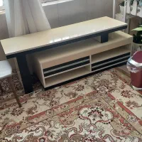 میز تلویزیون سالم و جنس درجه یک