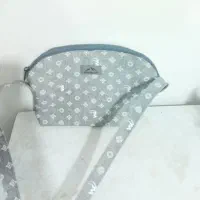 ۳عدد کیف دوشی زنانه|کیف، کفش، کمربند|صدرا-فارس, فاز ۱|دیوار