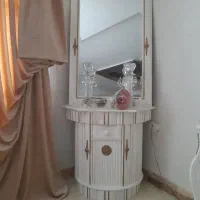 اینه و کنسول