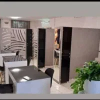 فروش تعدادی صندلی میز وتخت ارایشگری|آرایشگاه و سالن‌های زیبایی|اراک, |دیوار