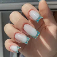 آموزش ناخن  و کاشت ناخن حرفه ای با ده سال سابقه|خدمات آرایشگری و زیبایی|رشت, معلم|دیوار