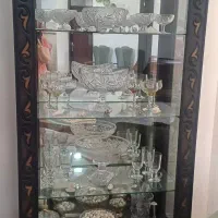 یک عدد بوفه به همراه میز تلویزیون  شیشه ای