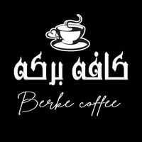 باریستا خانم جوان کافه من